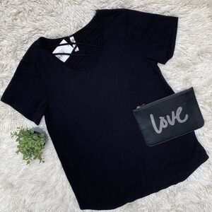 Magic Fit Criss Cross V-Neck Top 💗 Black